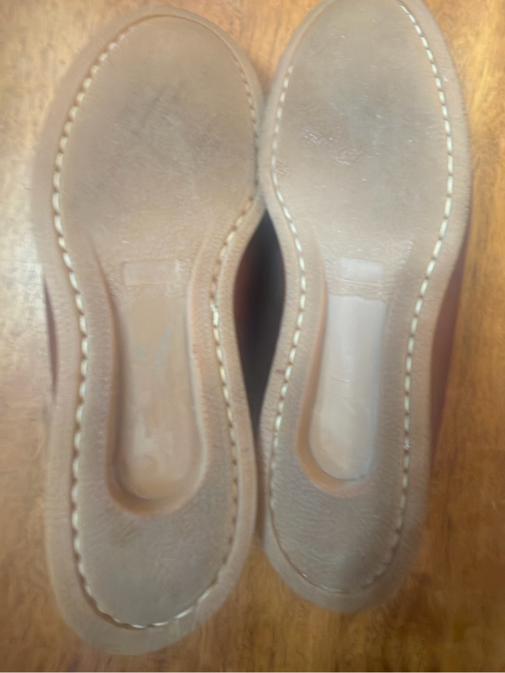 L.L. Bean Men's Leather Boat Shoes in Chestnut Brown - Picture 4 of 7